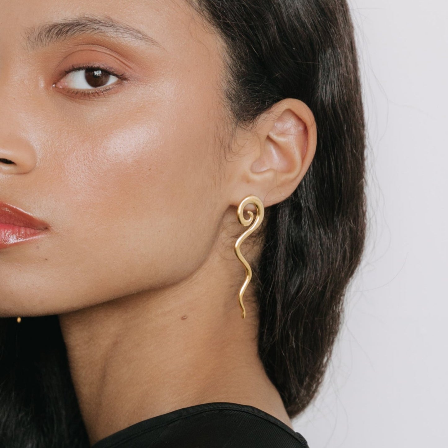 drop earrings gold, spiral earrings, swirl earrings, dangle earring, trendy earrings, statement earrings, summer jewelry