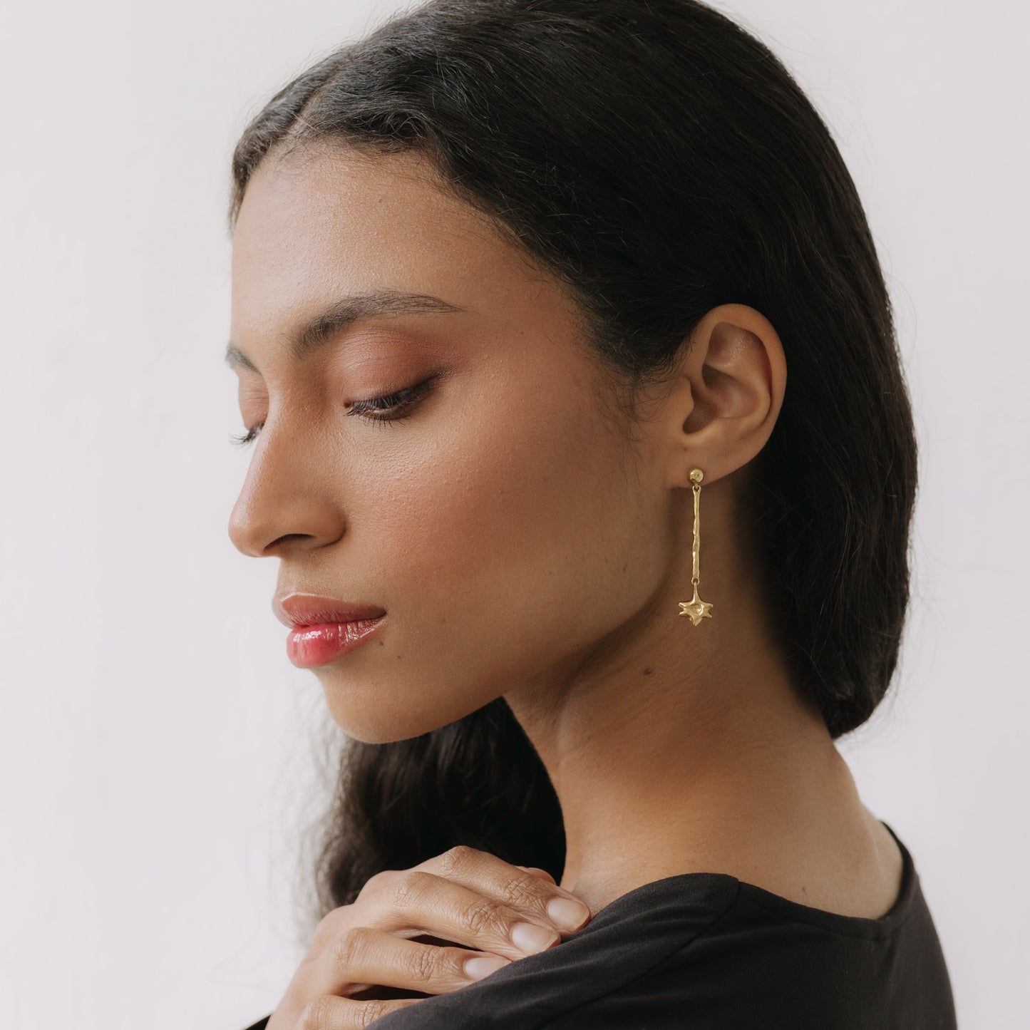 star dangling earrings gold, starburst drop earrings, shooting star earrings, teardrop earrings, trendy jewelry