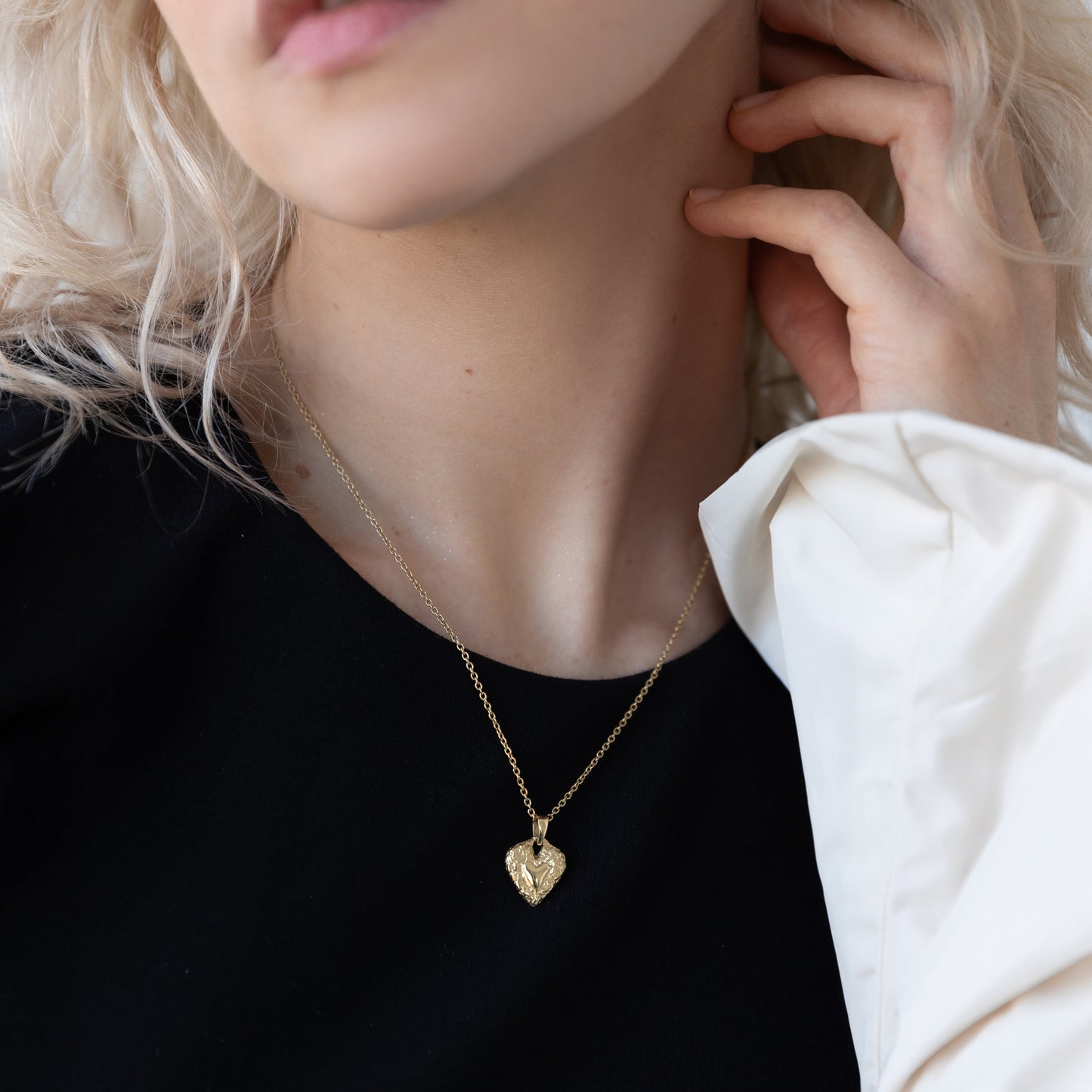 gold heart necklace, heart pendant, love necklace, necklace with heart, gold necklace, heart charm necklace