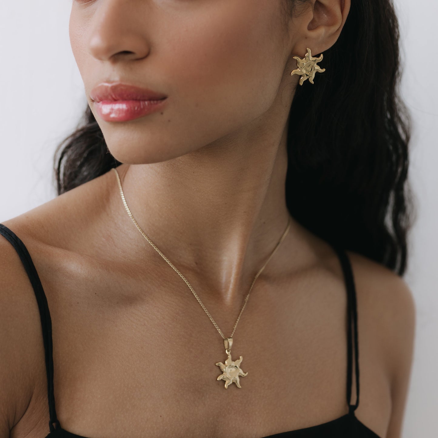 sun necklace, sun pendant, gold necklace, sunbeam necklace, trendy jewelry, gold jewelry set