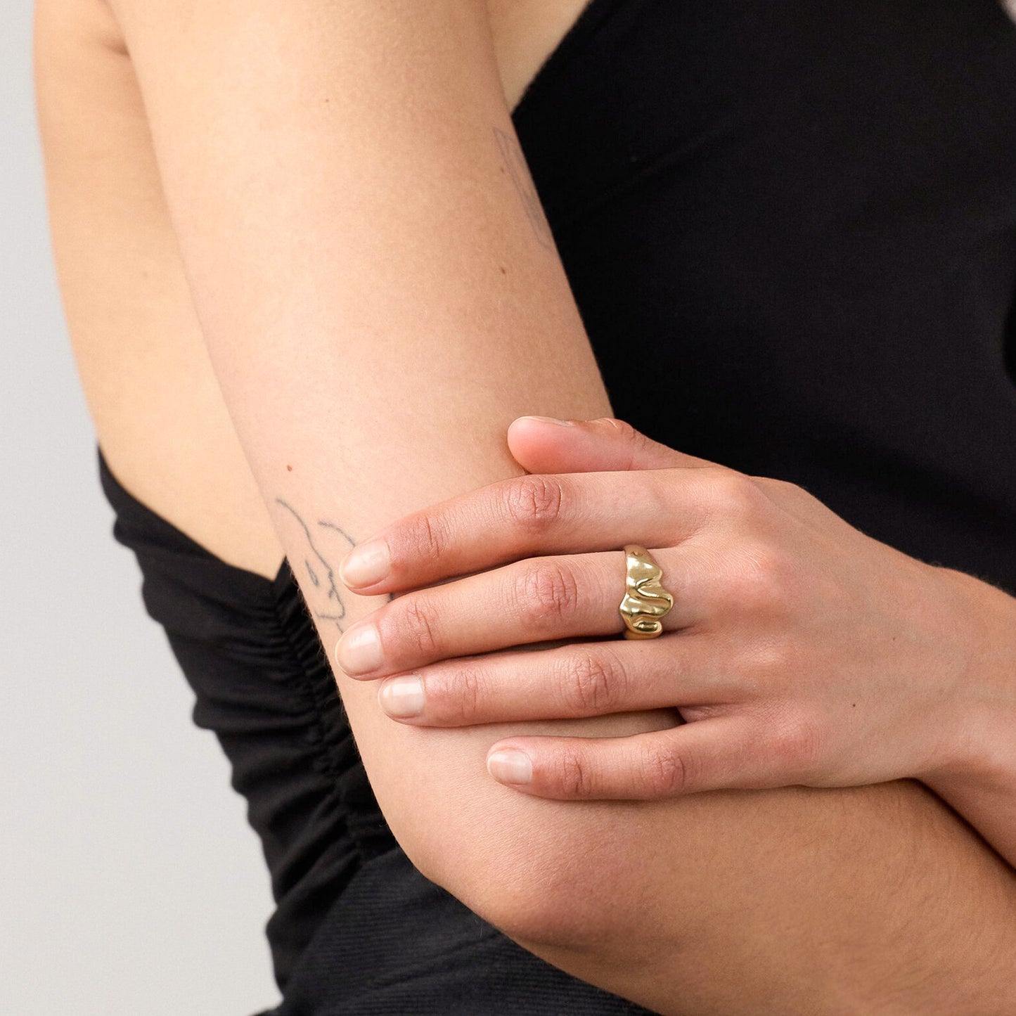 WAVE RING GOLD