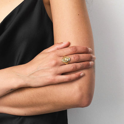 ONDINE OVAL RING GOLD