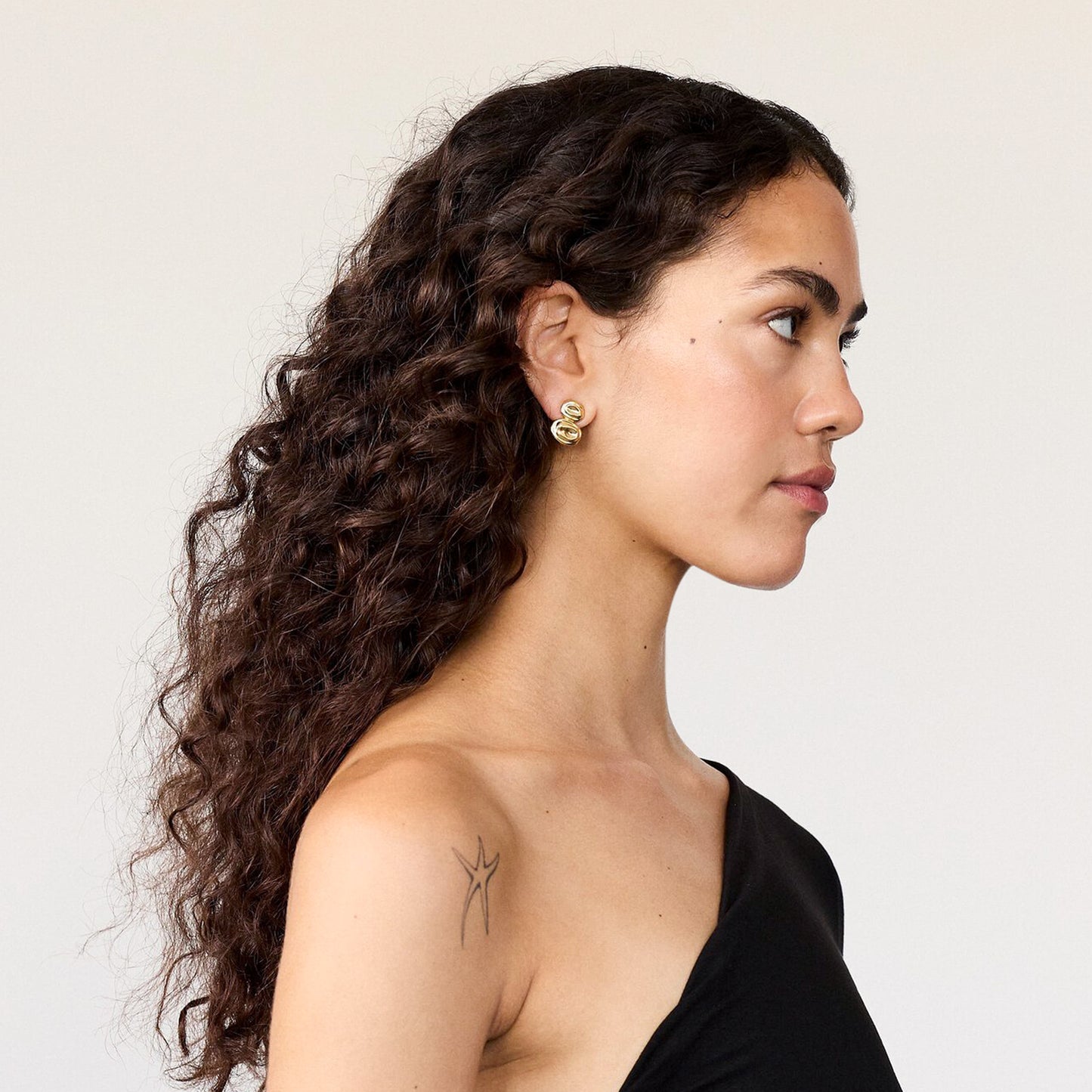 PEBBLE EARRINGS GOLD