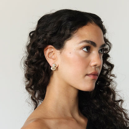 PEBBLE EARRINGS GOLD