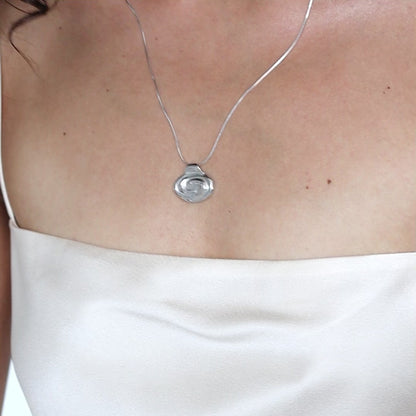 ONDINE OVAL NECKLACE SILVER